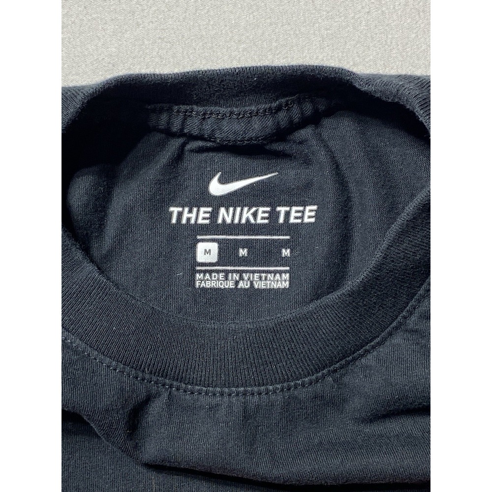 Nike Chase The Dream Not The Fame T Shirt Mens Medium Black Graphic Tee - Picture 6 of 7